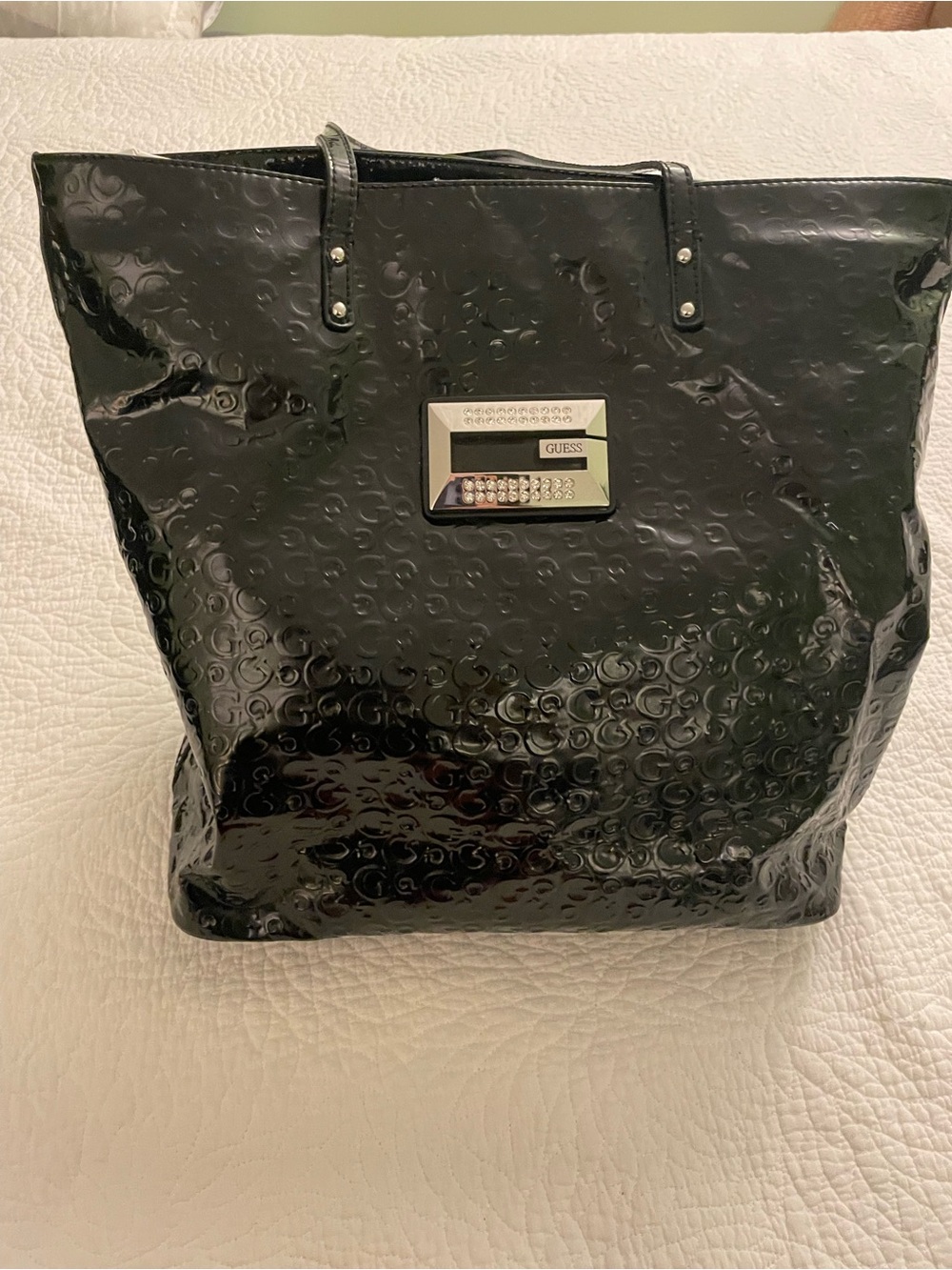 Y2K GUESS Black Patent Logo-Embossed Tote Bag with G Metal Plaque